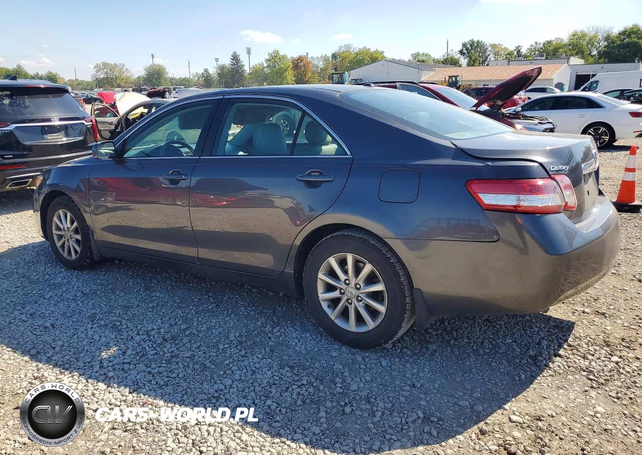 2011 Toyota Camry Xle VIN:4T1BF3EK2BU750512 - 2