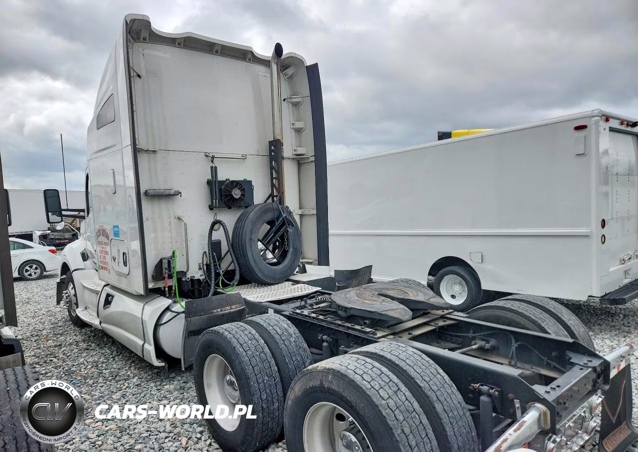2016 Kenworth T680 Semi Truck VIN:1XKYD49X8GJ499279 - 2