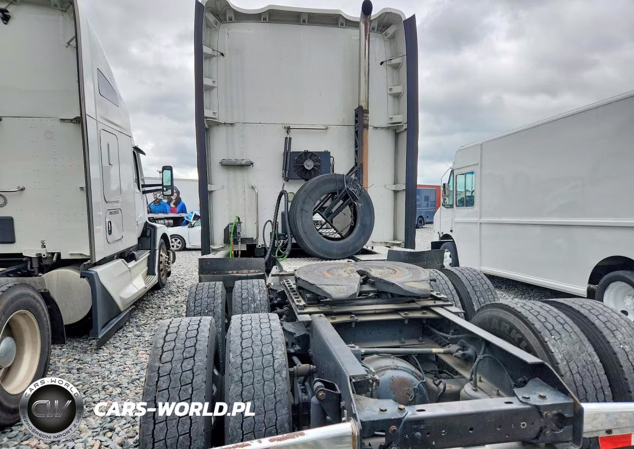 2016 Kenworth T680 Semi Truck VIN:1XKYD49X8GJ499279 - 6