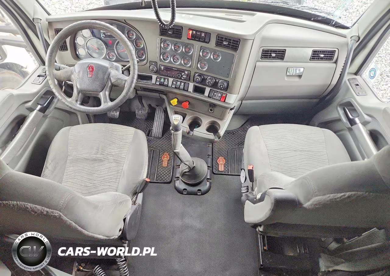 2016 Kenworth T680 Semi Truck VIN:1XKYD49X8GJ499279 - 8