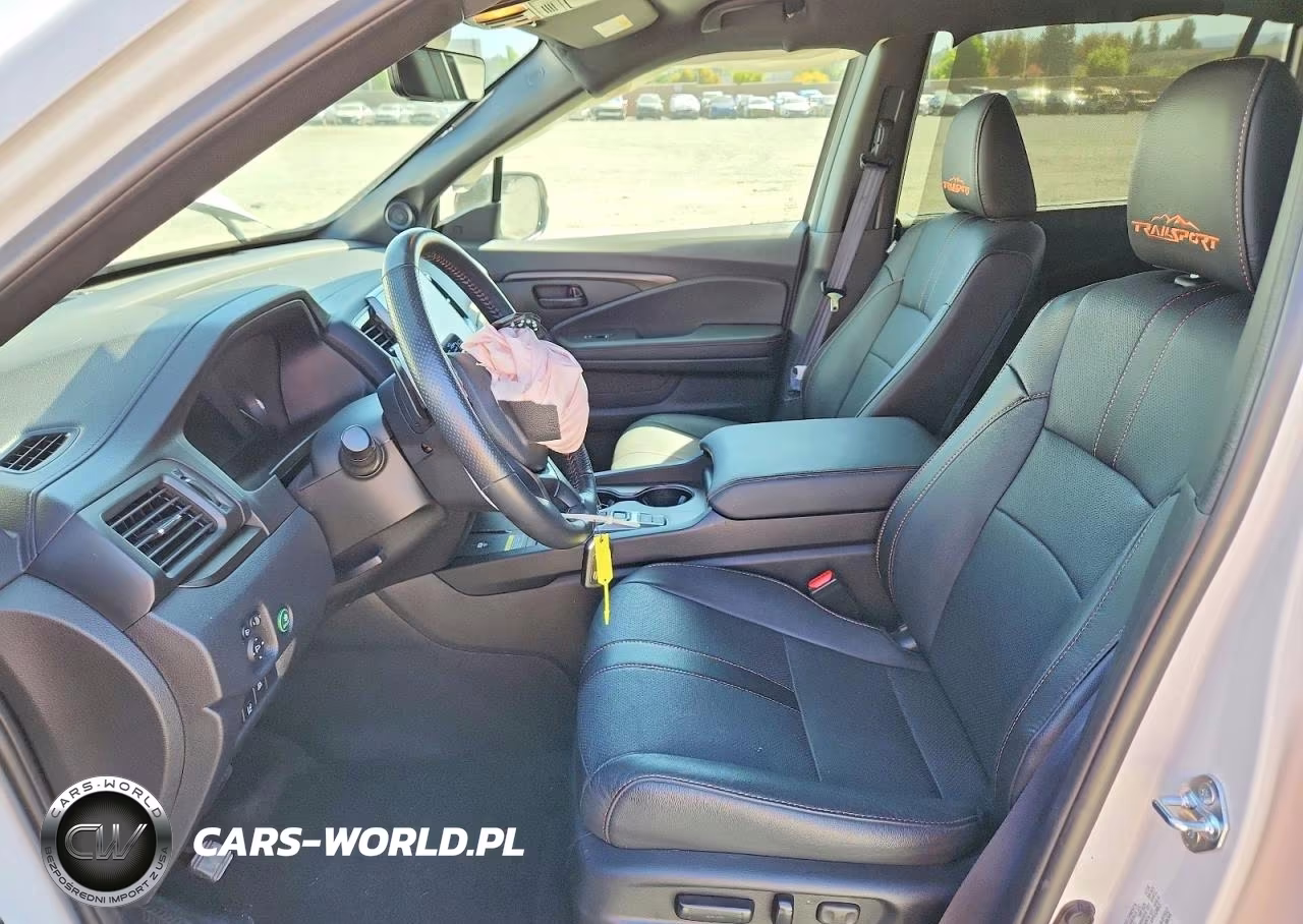 2025 Honda Passport Trail Sport VIN:5FNYF8H60SB015000 - 7