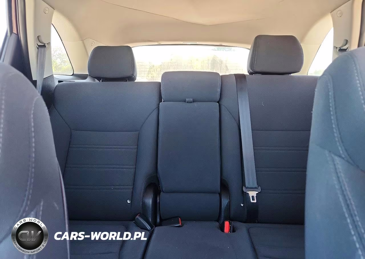 2019 Kia Sorento Lx VIN:5XYPG4A31KG563243 - 10