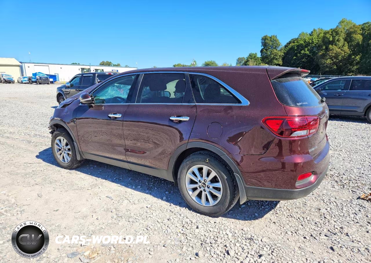 2019 Kia Sorento Lx VIN:5XYPG4A31KG563243 - 2