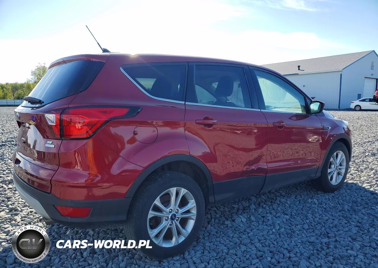 2019 Ford Escape Se VIN:1FMCU0GD7KUA59399 - 3