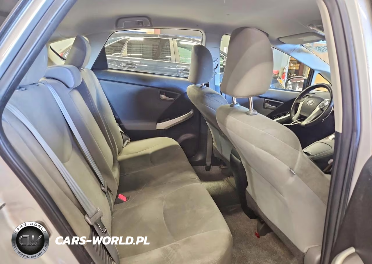 2014 Toyota Prius Plug-In Hybrid Base VIN:JTDKN3DP8E3060133 - 10