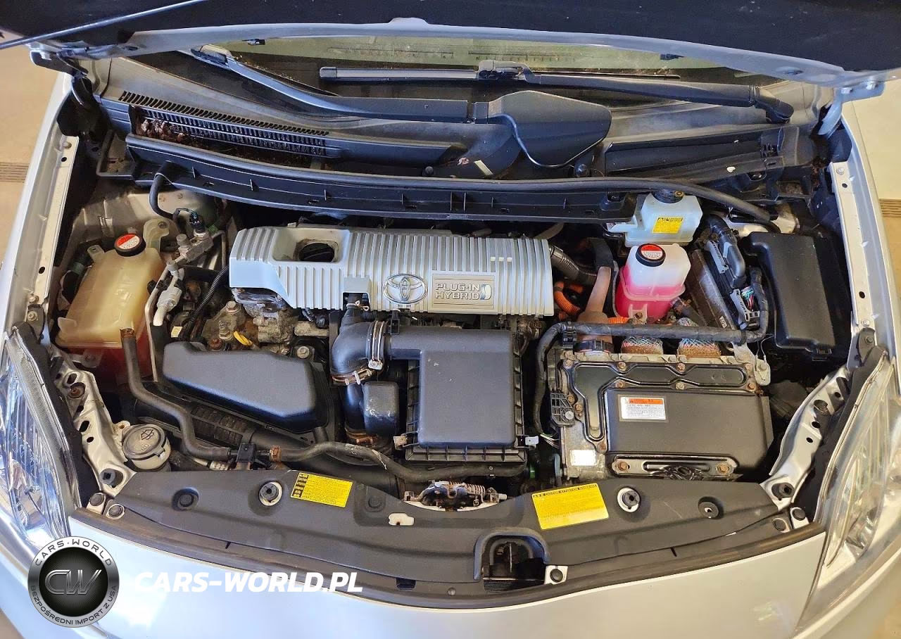 2014 Toyota Prius Plug-In Hybrid Base VIN:JTDKN3DP8E3060133 - 11