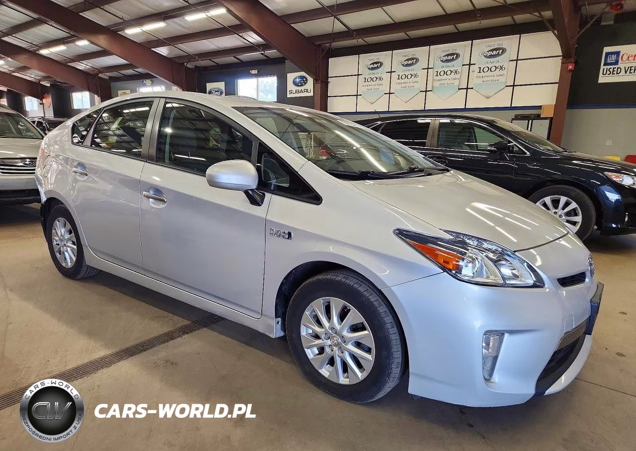 2014 Toyota Prius Plug-In Hybrid Base VIN:JTDKN3DP8E3060133 - 4