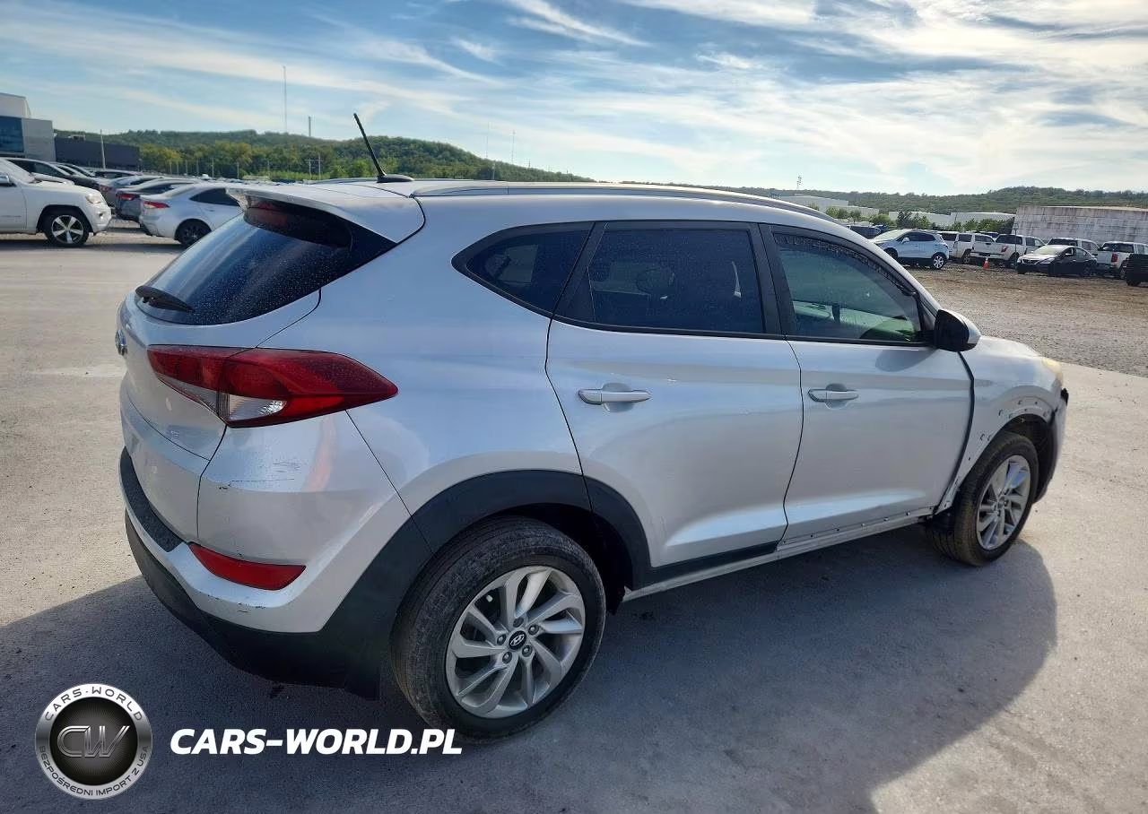 2016 Hyundai Tucson Se VIN:KM8J33A42GU224271 - 3