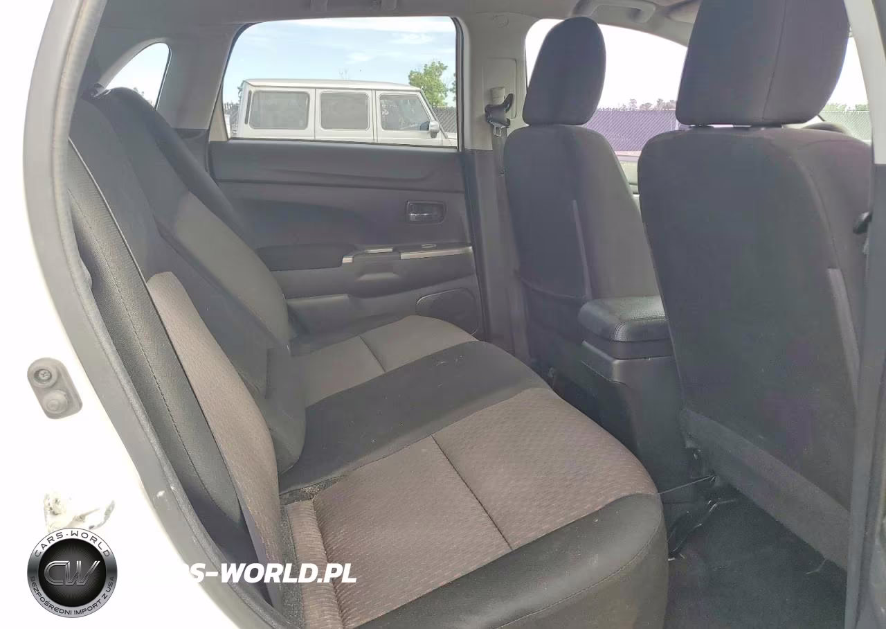 2019 Mitsubishi Outlander Sport Es VIN:JA4AP3AU0KU011069 - 11