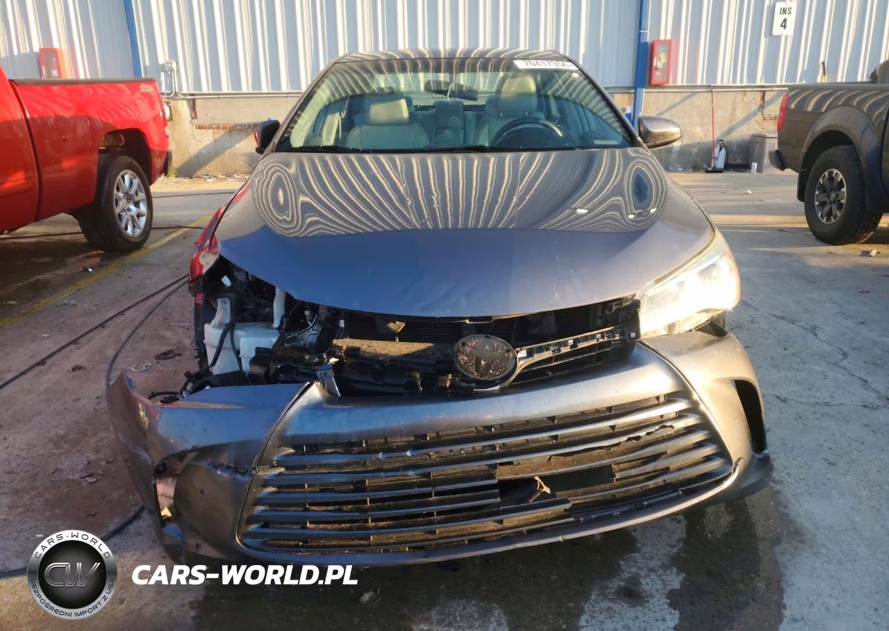 2015 Toyota Camry Xle VIN:4T1BF1FK0FU895170 - 5