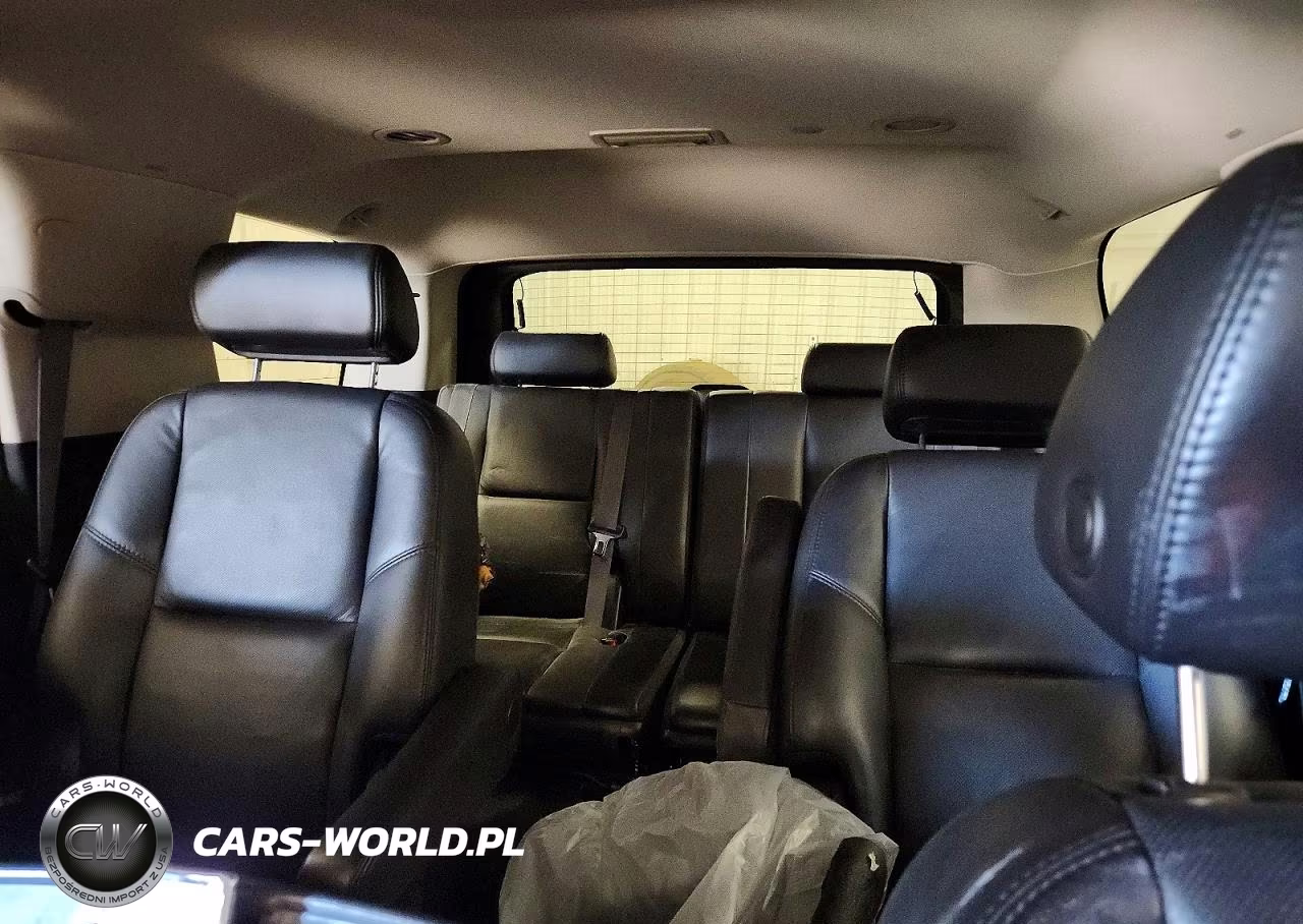 2007 Cadillac Escalade Luxury VIN:1GYFK63837R390908 - 10