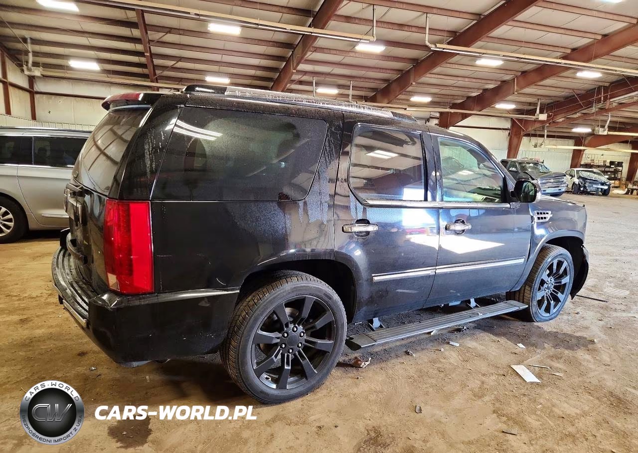2007 Cadillac Escalade Luxury VIN:1GYFK63837R390908 - 3
