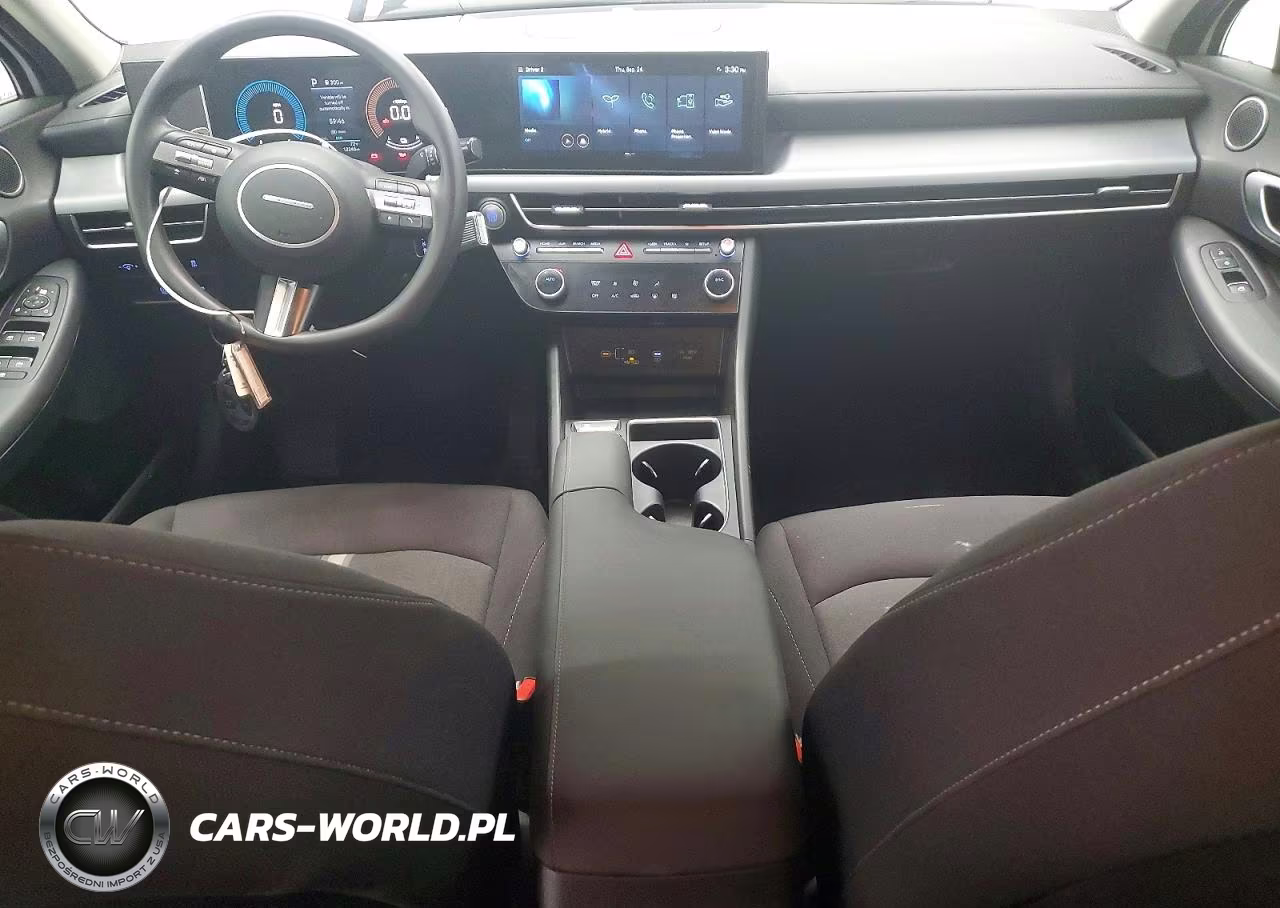 2026 Hyundai Sonata Hybrid Blue VIN:KMHL24JJ0TA150853 - 8