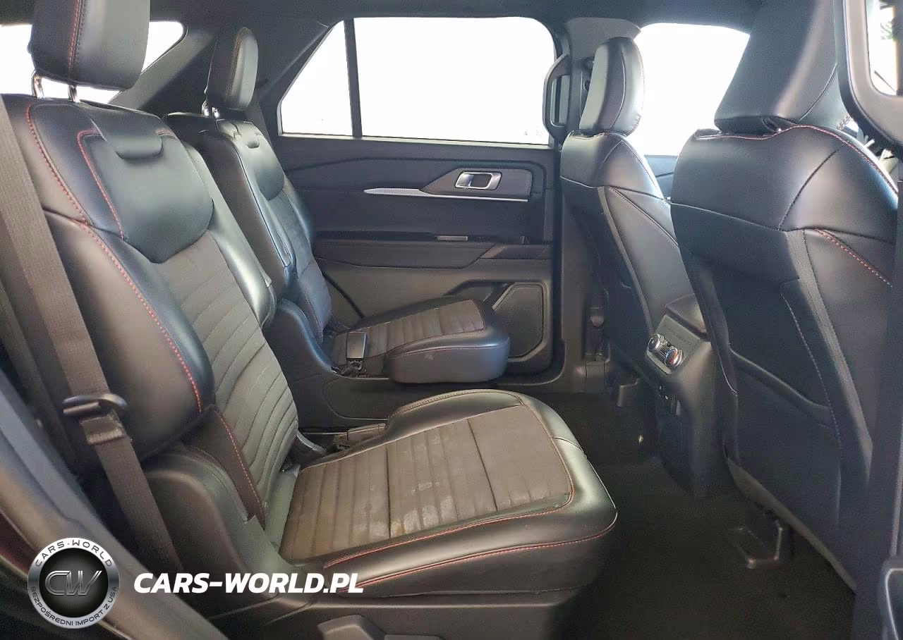 2025 Ford Explorer St-Line VIN:1FMUK8KH9SGB31673 - 11