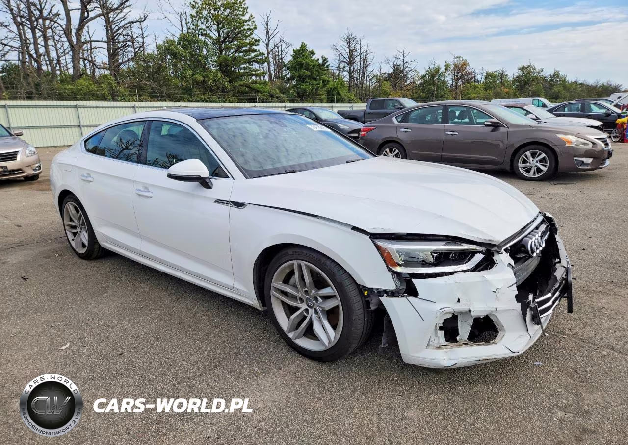 2019 Audi A5 Premium VIN:WAUANCF59KA077258 - 4