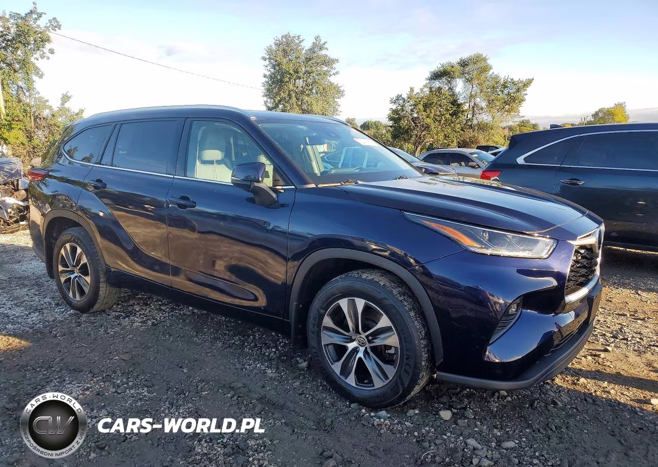2021 Toyota Highlander Xle VIN:5TDGZRBH3MS552803 - 4