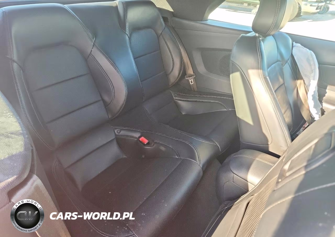2019 Ford Mustang VIN:1FATP8UH2K5160903 - 10