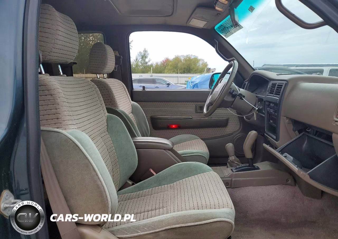 1996 Toyota Tacoma Sr5 VIN:4TAWN74N7TZ139970 - 10