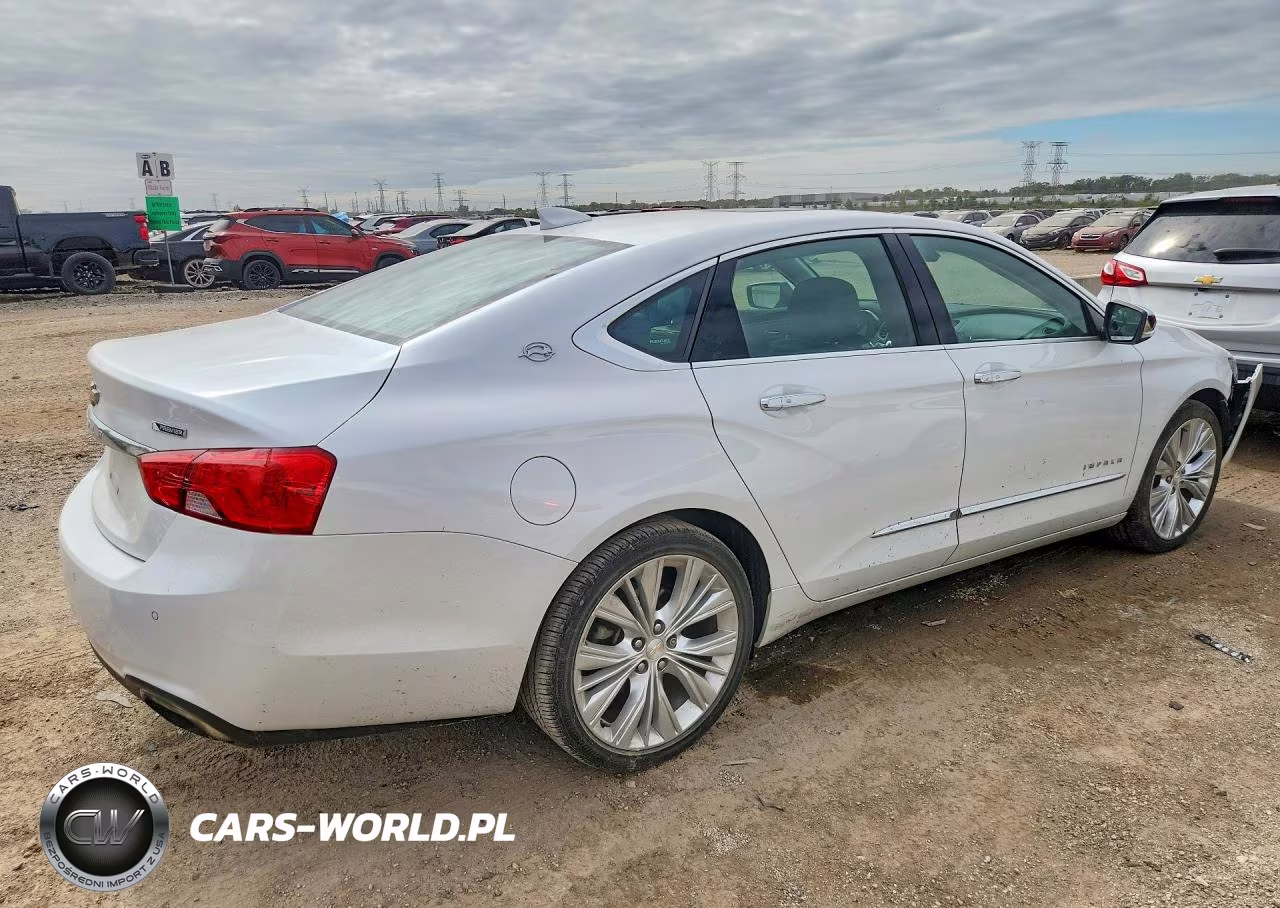 2018 Chevrolet Impala Premier VIN:2G1125S3XJ9103025 - 3