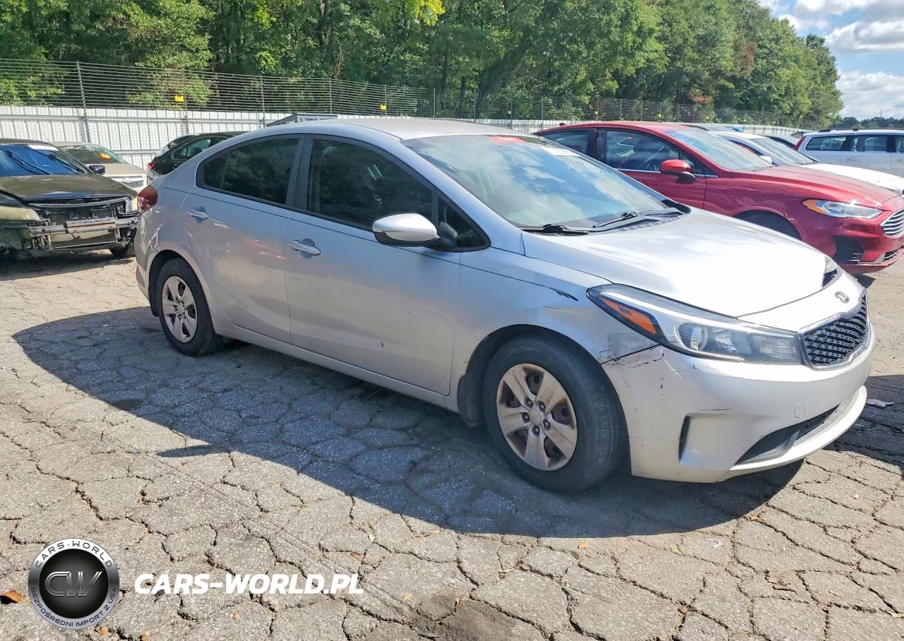 2018 Kia Forte Lx VIN:3KPFK4A75JE235722 - 4