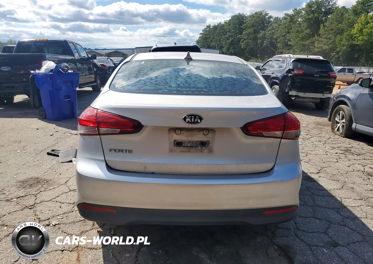 2018 Kia Forte Lx VIN:3KPFK4A75JE235722 - 6