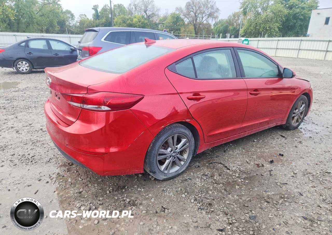 2018 Hyundai Elantra Sel VIN:5NPD84LF2JH342135 - 3