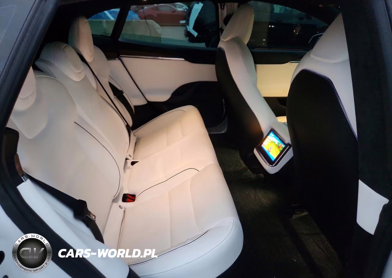 2021 Tesla Model S VIN:5YJSA1E67MF456948 - 10
