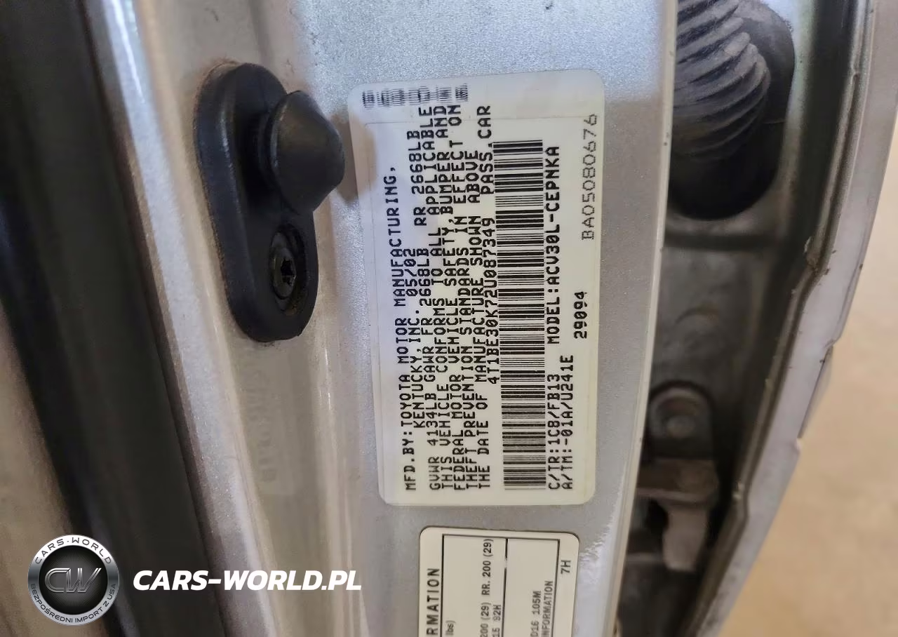2002 Toyota Camry Le VIN:4T1BE30K72U087349 - 12