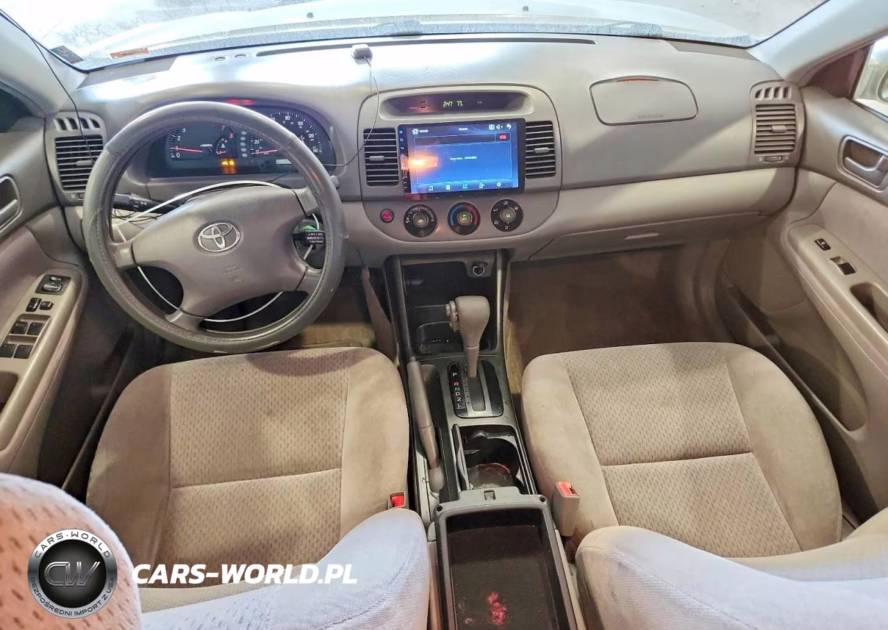 2002 Toyota Camry Le VIN:4T1BE30K72U087349 - 8