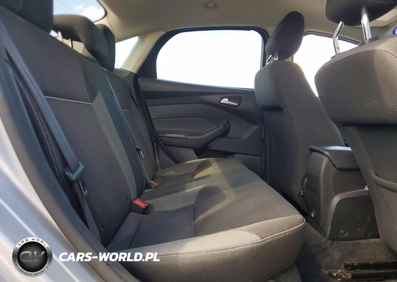 2012 Ford Focus Se VIN:1FAHP3F24CL298201 - 10