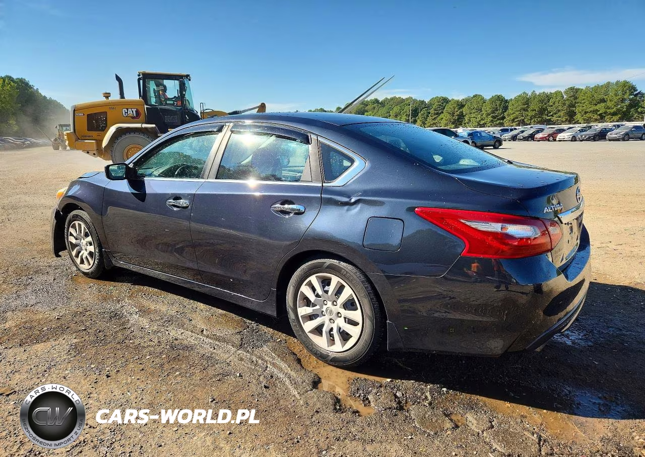 2018 Nissan Altima 2.5 S VIN:1N4AL3AP3JC228590 - 2