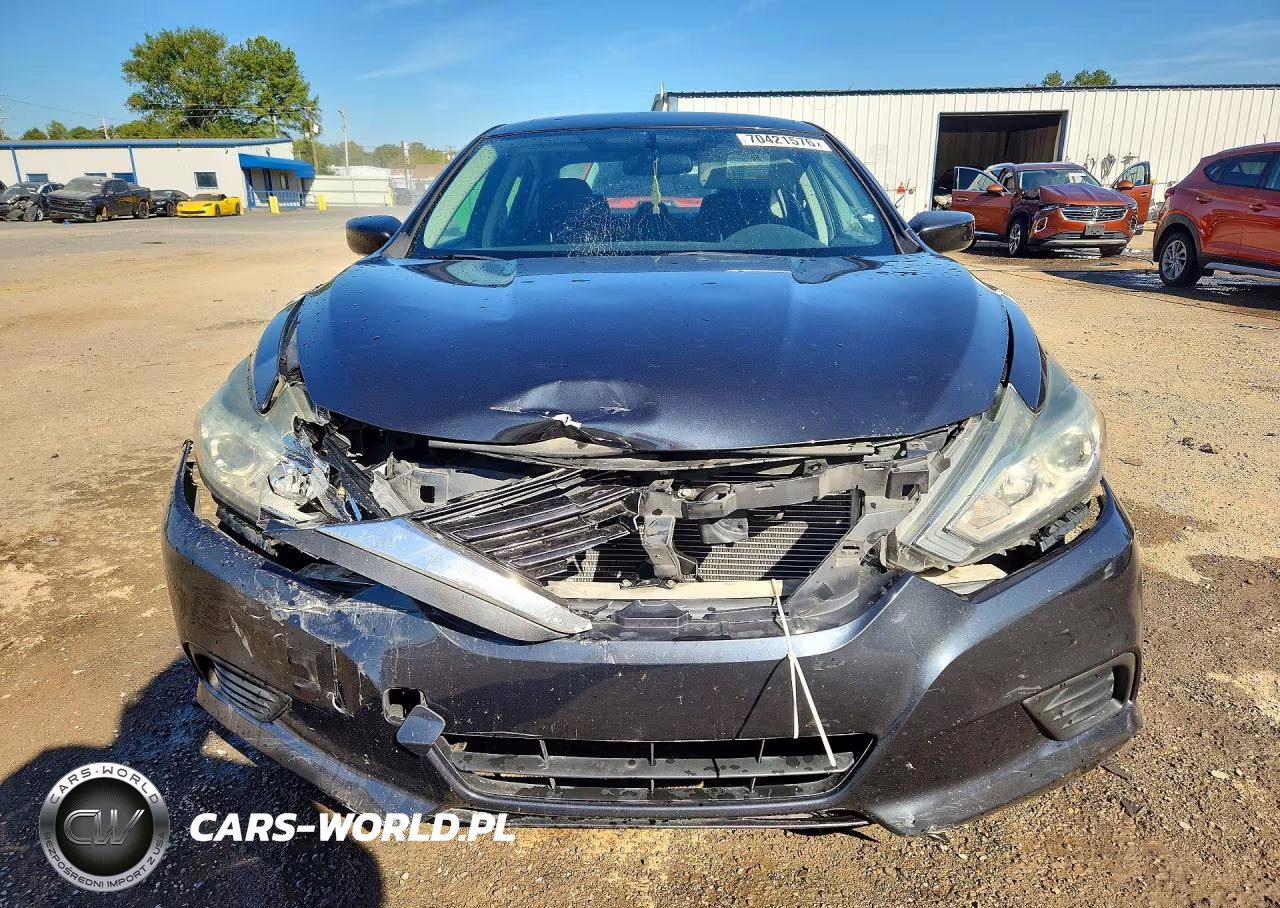 2018 Nissan Altima 2.5 S VIN:1N4AL3AP3JC228590 - 5