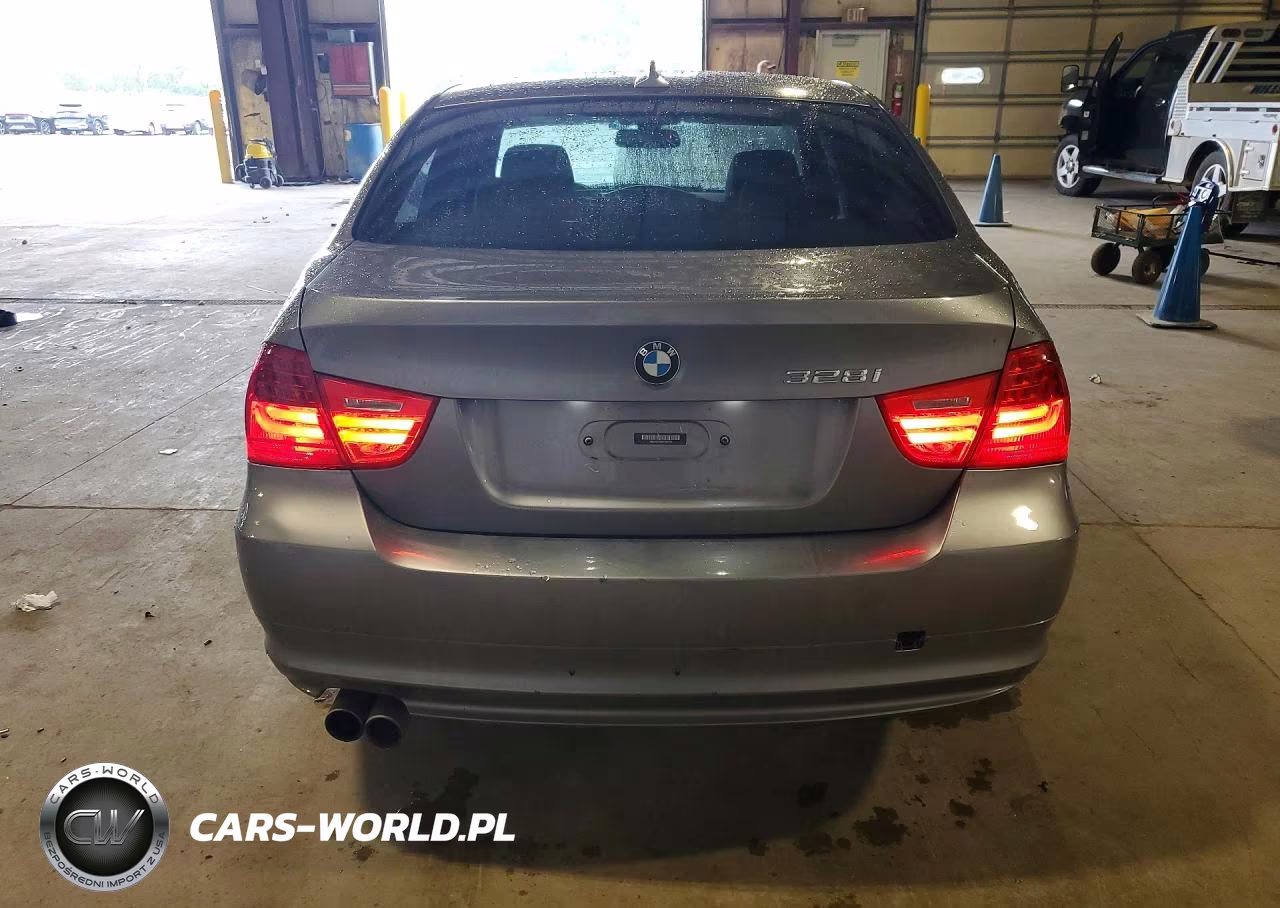 2011 BMW 328 Xi VIN:WBAPK7C50BF087209 - 6