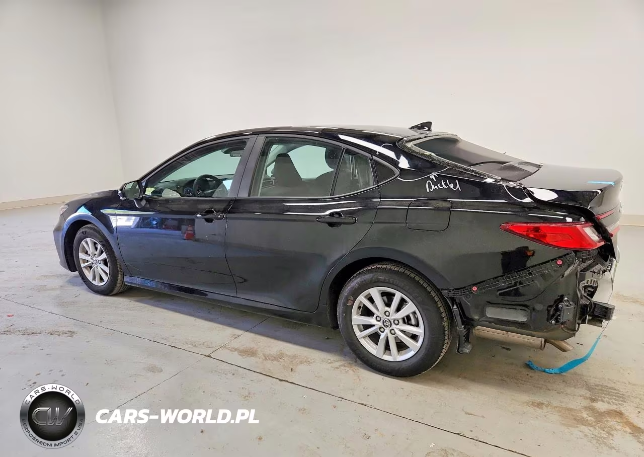 2026 Toyota Camry Le VIN:4T1DAACK3TU756450 - 2