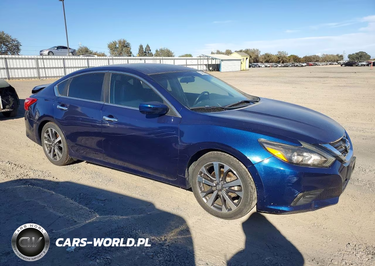 2016 Nissan Altima 2.5 Sr VIN:1N4AL3AP8GC173790 - 4