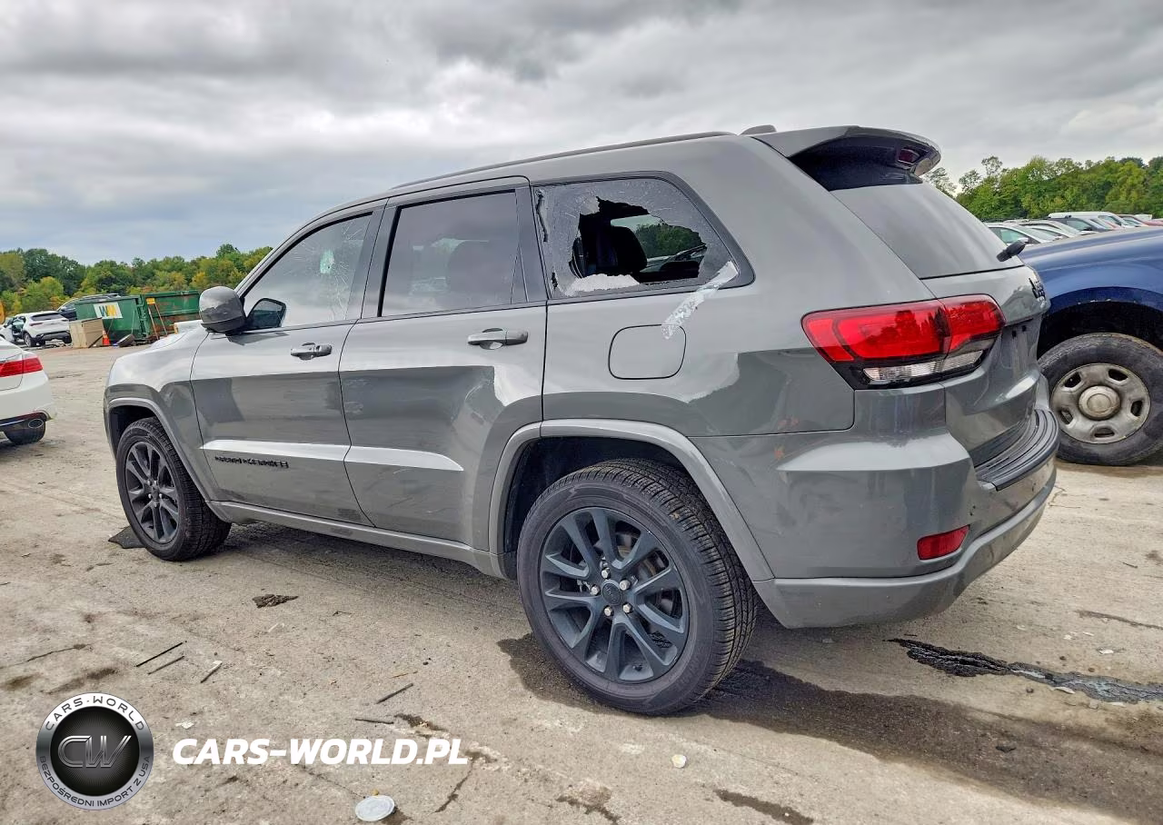 2020 Jeep Grand Cherokee Laredo VIN:1C4RJEAGXLC379590 - 2