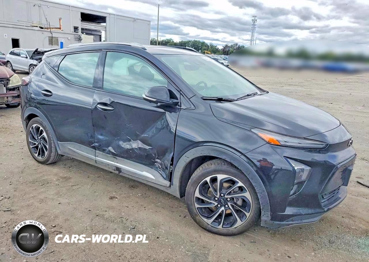 2023 Chevrolet Bolt Euv Premier VIN:1G1FZ6S09P4110119 - 4