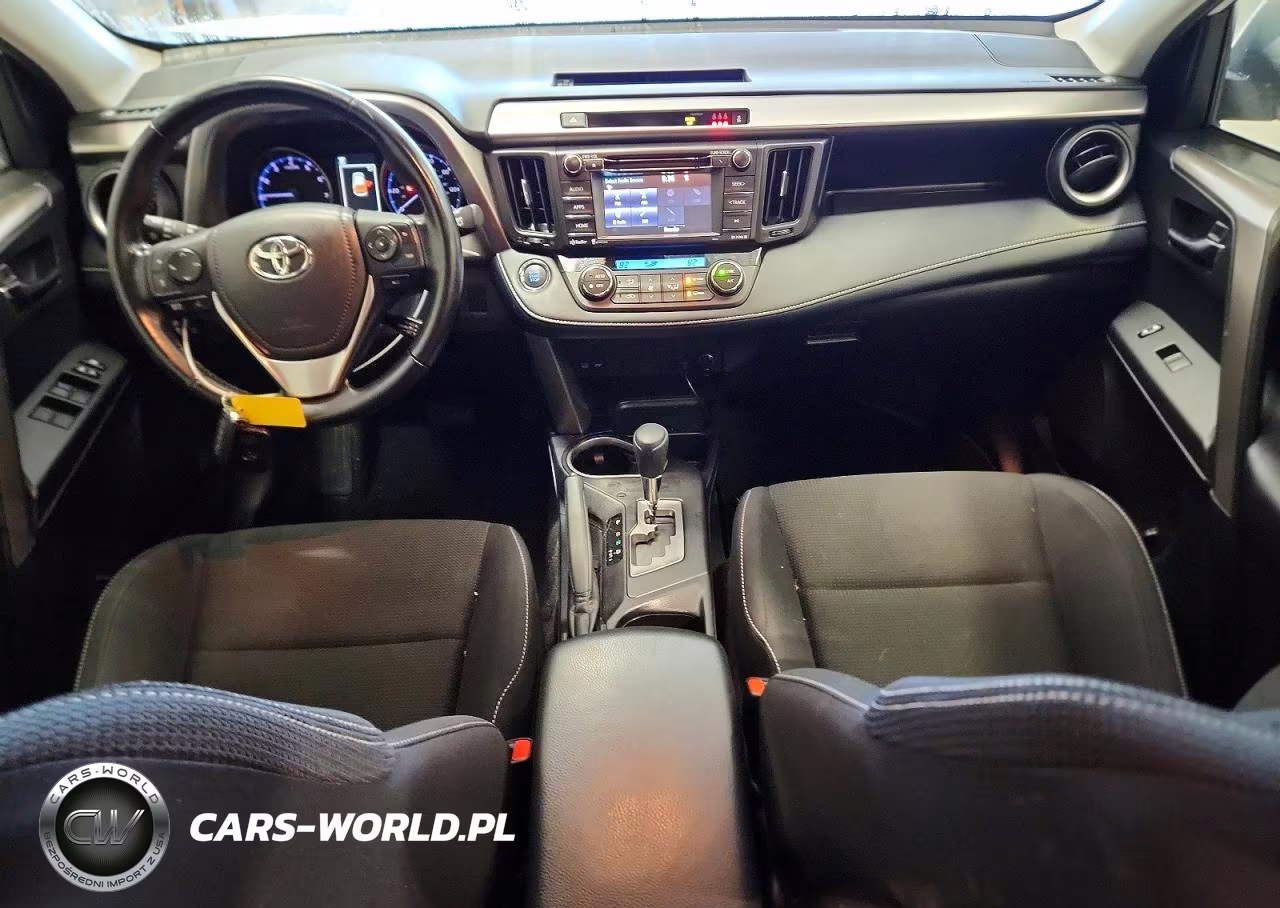 2018 Toyota Rav4 Xle VIN:JTMRFREV8JJ735934 - 8