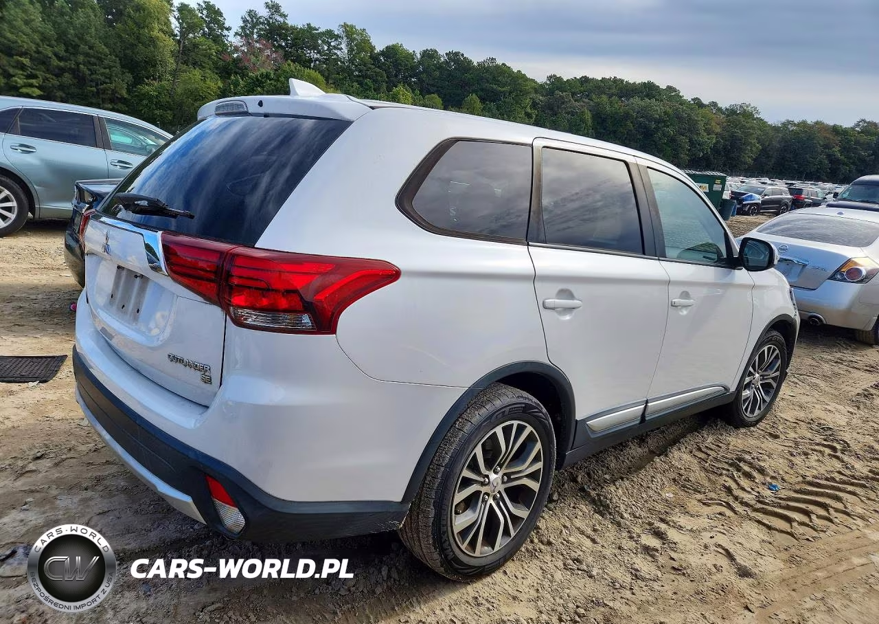2017 Mitsubishi Outlander Se VIN:JA4AD3A30HZ008233 - 3
