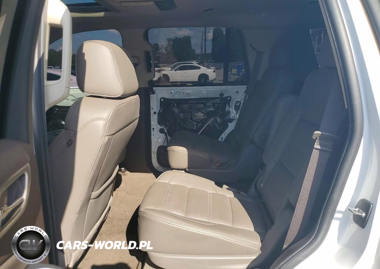 2018 GMC Yukon Denali VIN:1GKS1CKJXJR312311 - 11
