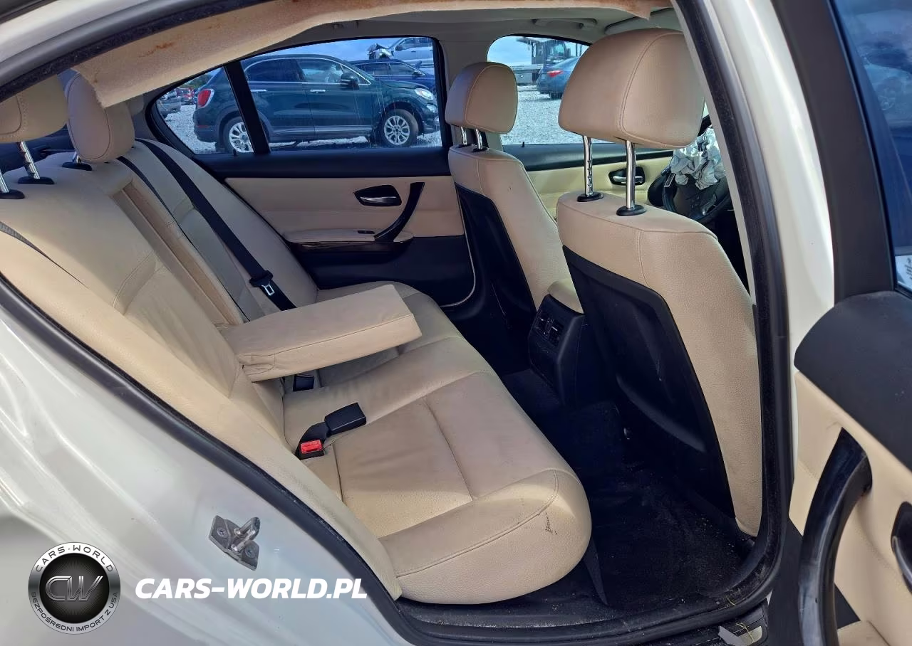 2010 BMW 328 I VIN:WBAPH7G58ANM48411 - 10