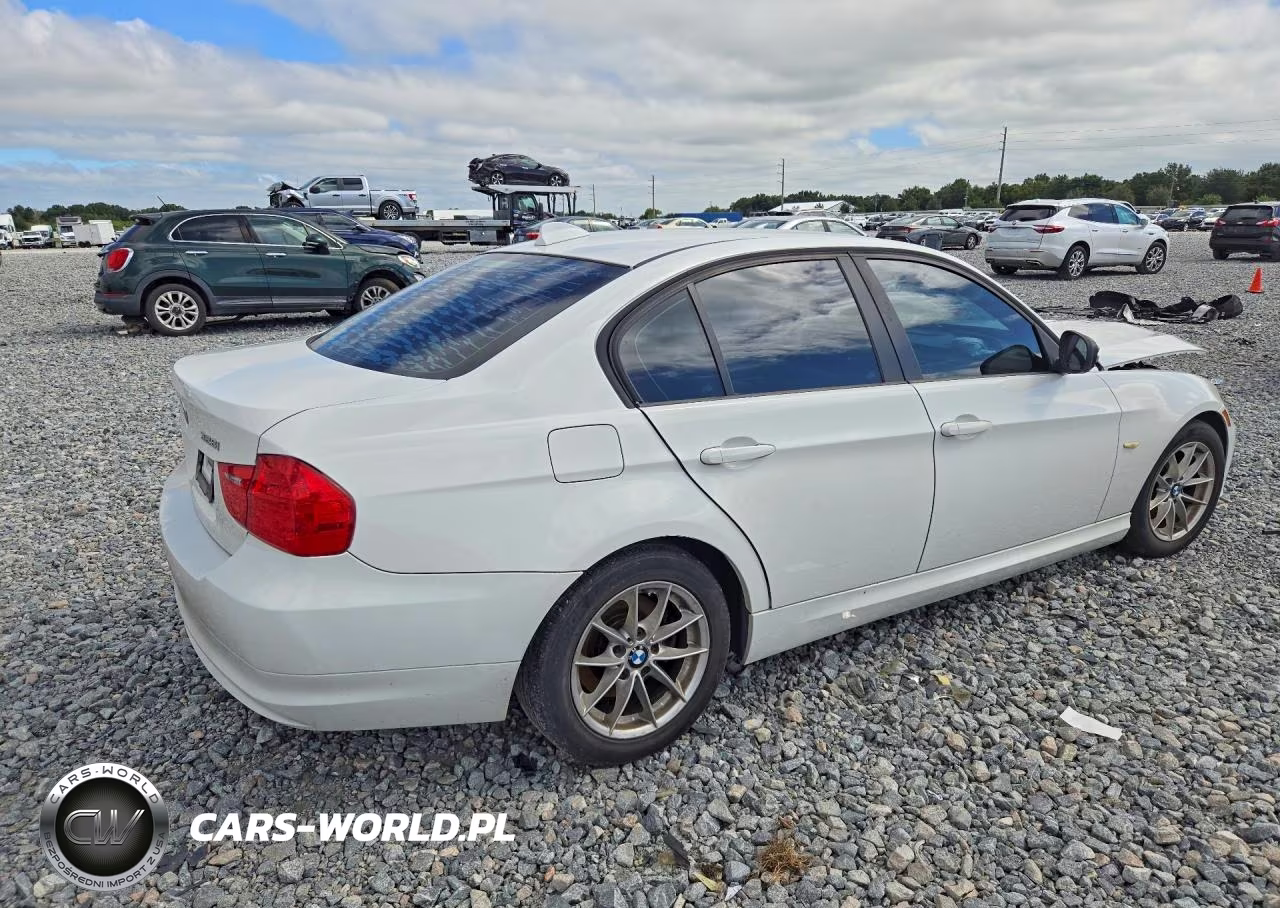 2010 BMW 328 I VIN:WBAPH7G58ANM48411 - 3