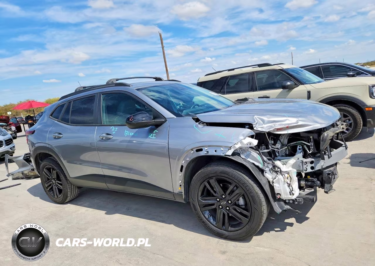 2025 Chevrolet Trax Activ VIN:KL77LKEP7SC037262 - 4
