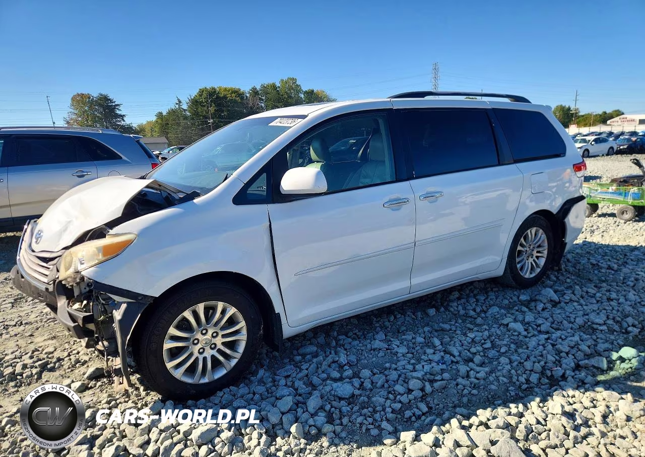 2011 Toyota Sienna Xle 8-Passenger VIN:5TDYK3DCXBS060807 - 1