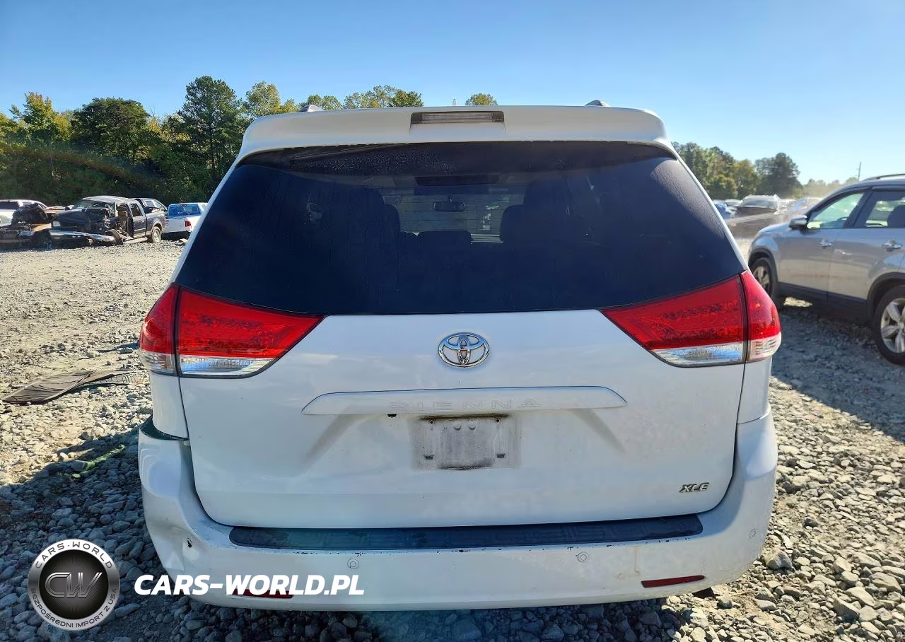 2011 Toyota Sienna Xle 8-Passenger VIN:5TDYK3DCXBS060807 - 6