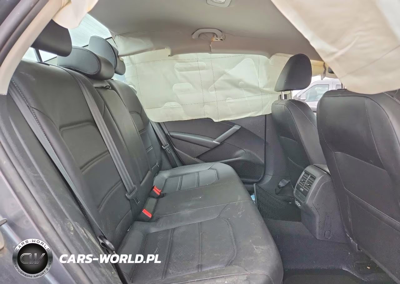 2020 Volkswagen Passat Se VIN:1VWSA7A30LC018702 - 10