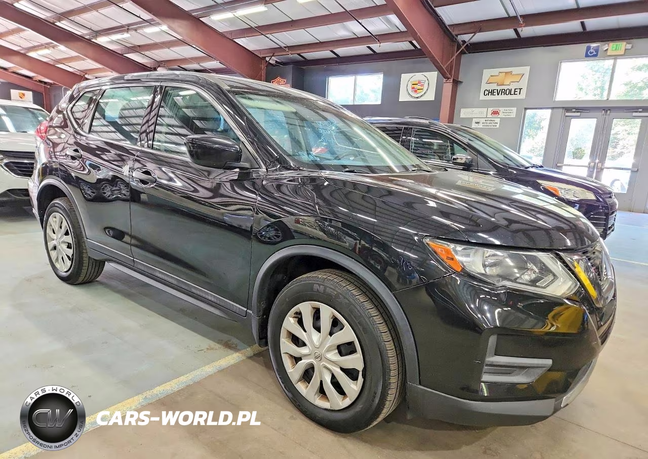 2018 Nissan Rogue S VIN:5N1AT2MV2JC792922 - 4