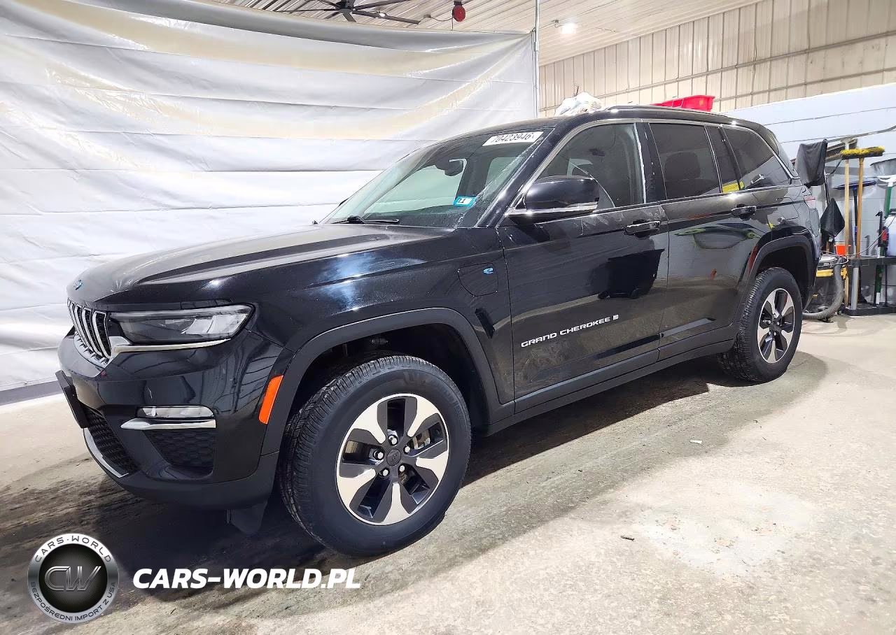 2023 Jeep Grand Cherokee Limited 4Xe VIN:1C4RJYB66PC595689 - 1