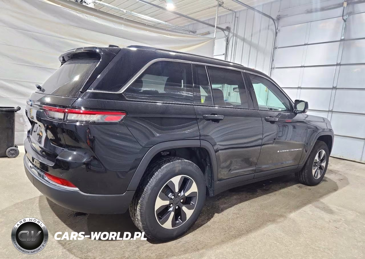 2023 Jeep Grand Cherokee Limited 4Xe VIN:1C4RJYB66PC595689 - 3