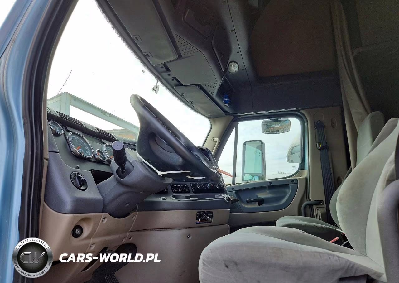2017 Freightliner Cascadia 125 Semi Truck VIN:1FUGGLDR4HLHE5923 - 7